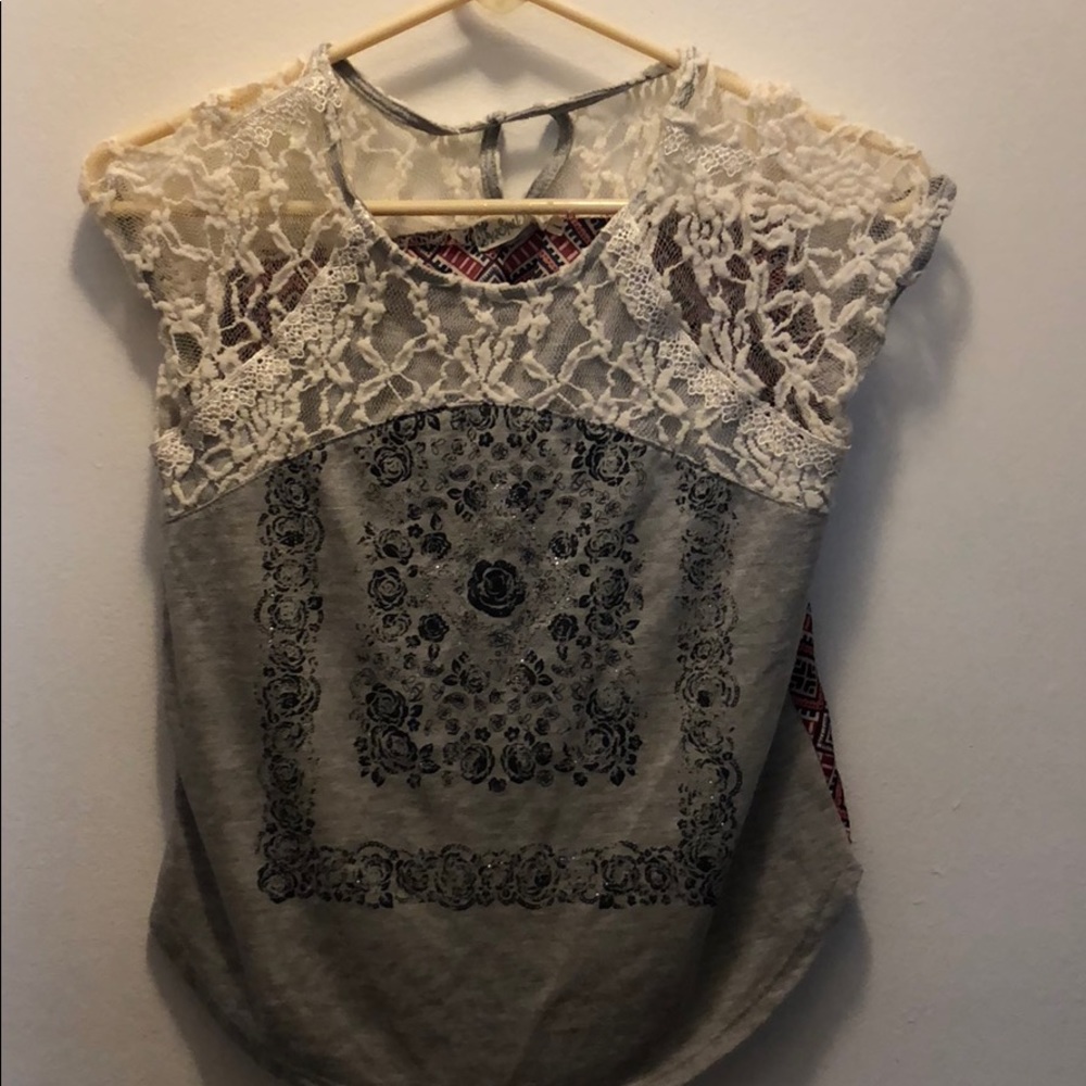 Girls shirt size 14